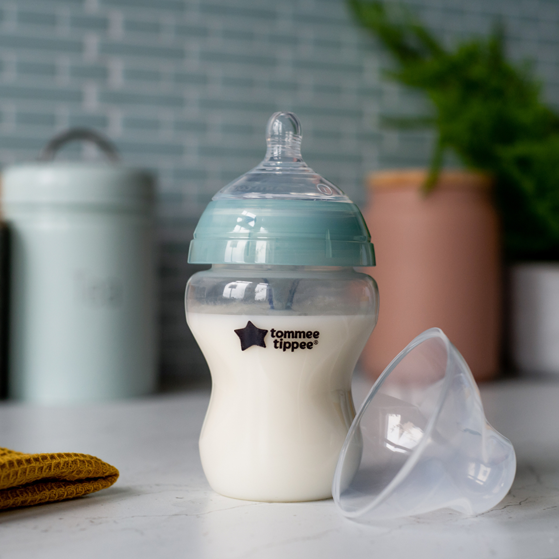 Tommee Tippee Gelişmiş Antikolik Biberon 260 ML