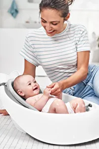 Resim SKIP HOP Moby 3 ü 1 Arada Akıllı Küvet - Beyaz